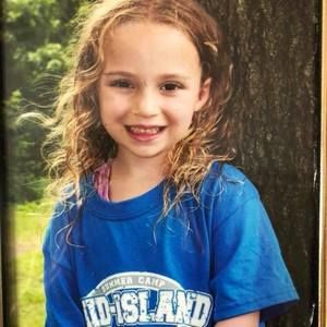 Meet your Posher, Dena